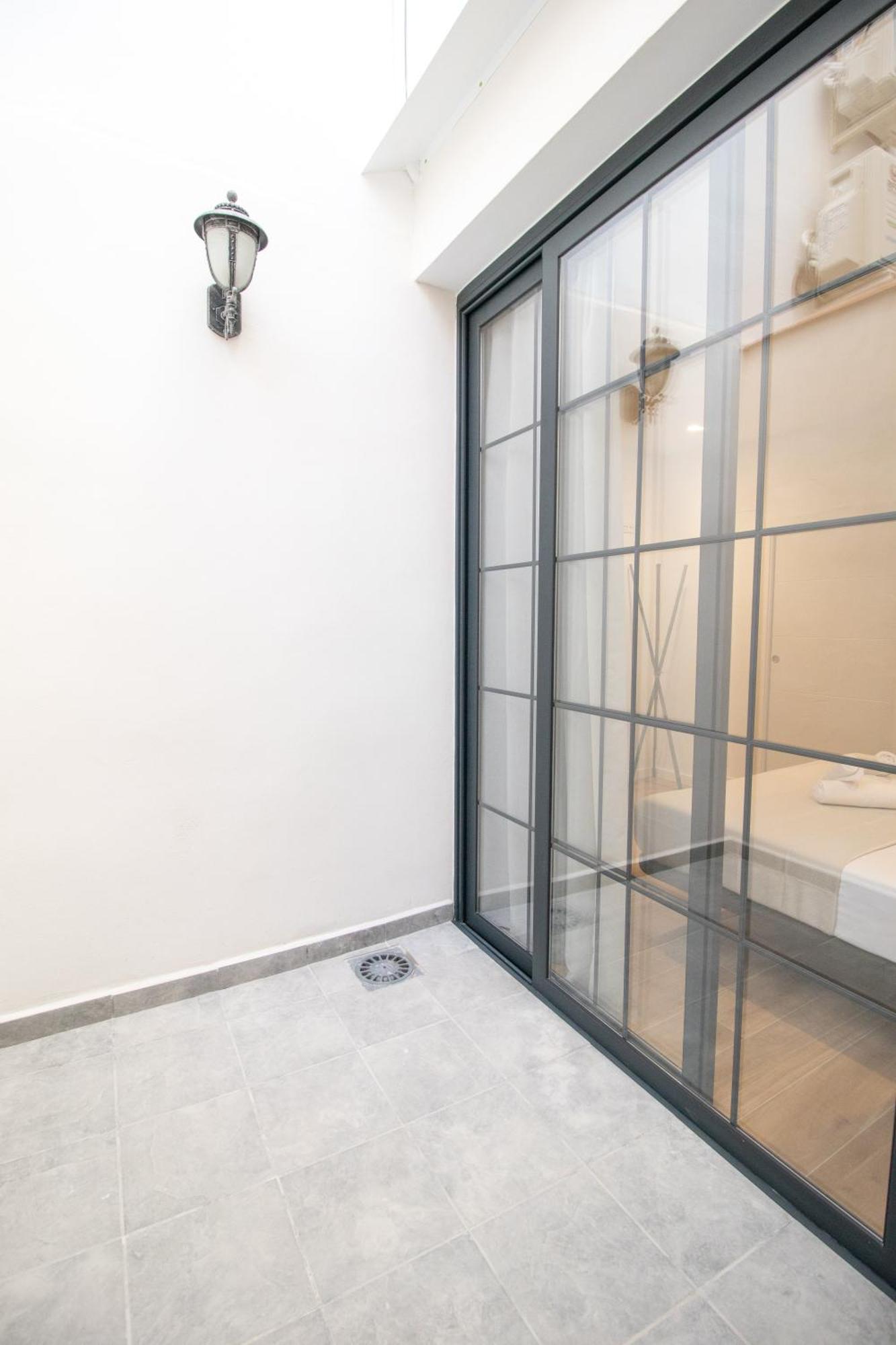 Bedtime Suites By Concept Flats Valencia Exterior photo