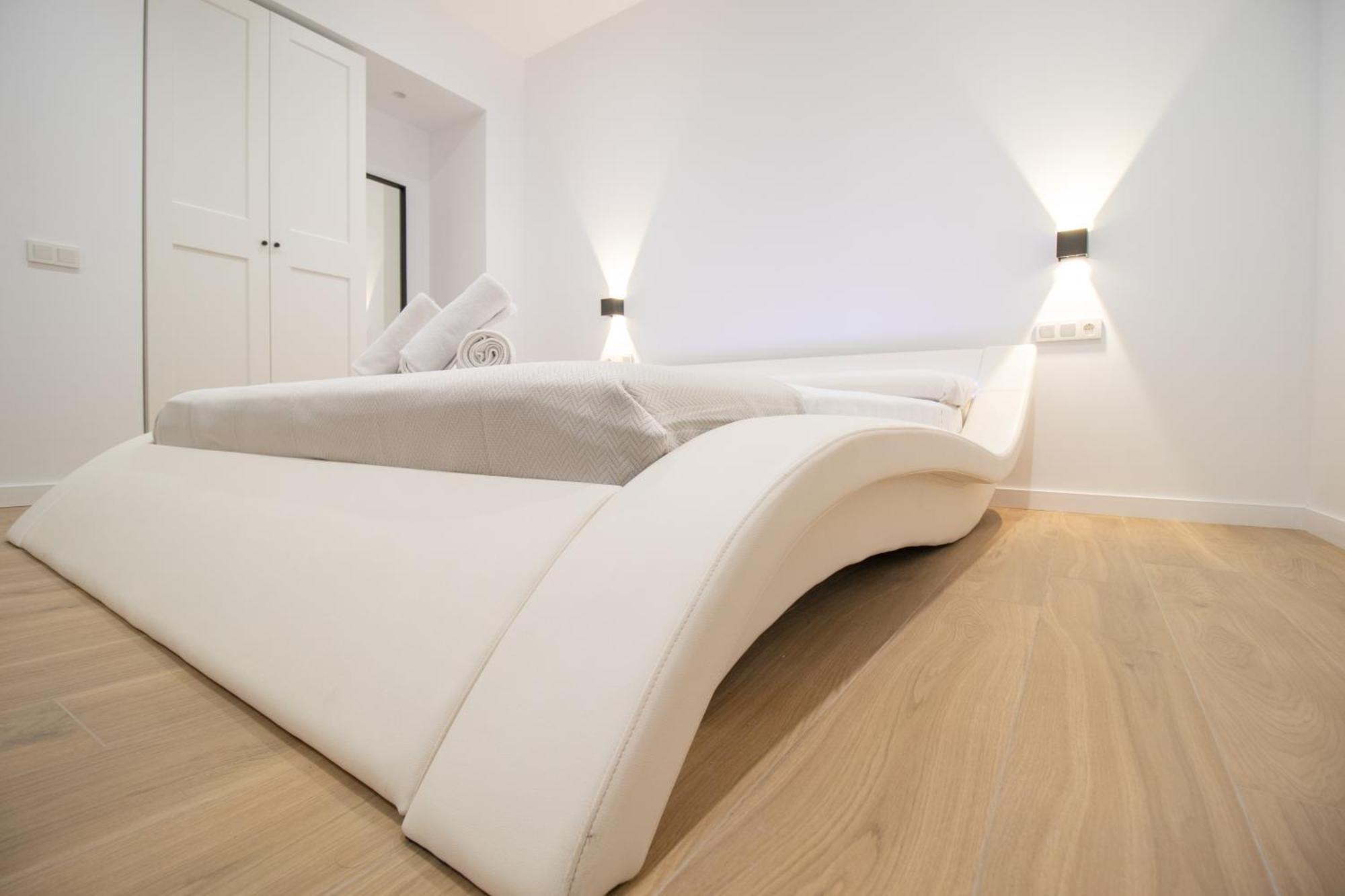 Bedtime Suites By Concept Flats Valencia Exterior photo